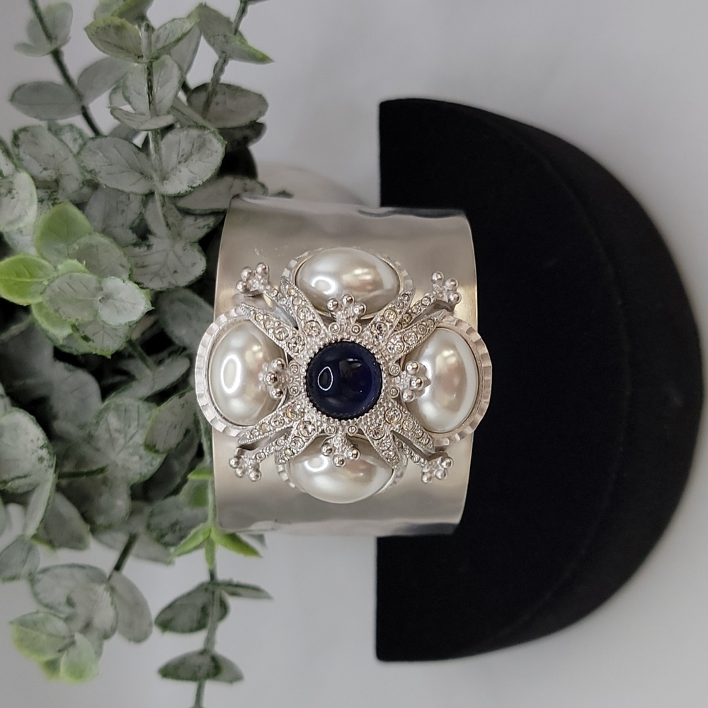 ST. JOHN Hammered Silver Tone Faux Pearl Crystal Cuff Bracelet